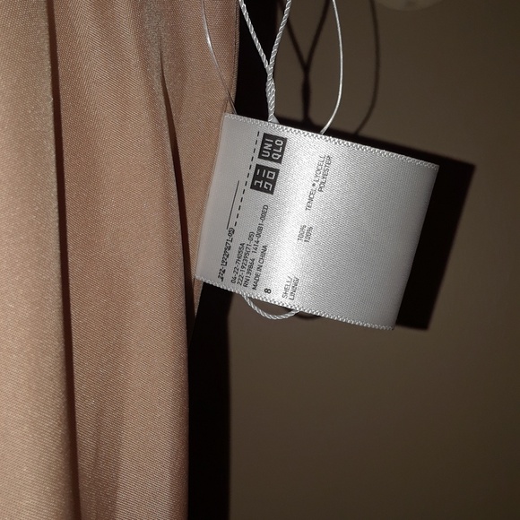 Uniqlo Skirt - Picture 8 of 8